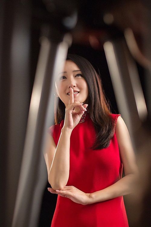郑爽身材体重走极端:从68斤纸片人到100斤发福 郑爽身材体重走极端:从68斤纸片人到100斤发福